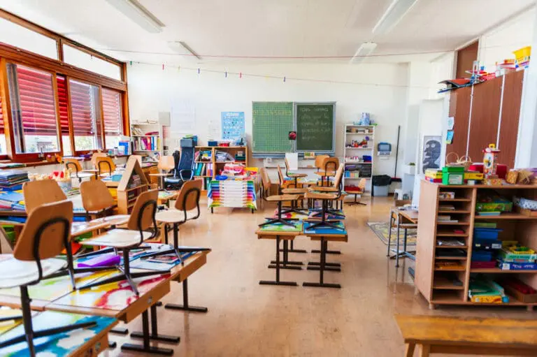 Bilde til artikkel Skoleseminar, opptak fra NKVTS seminar