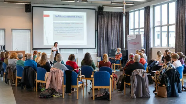 Bilde til artikkel Den NeuroAffektive Relasjonelle Modellen – en relevant behandling ved kompleks PTSD